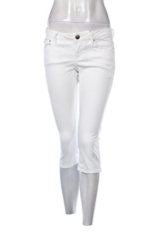 Γυναικείο Τζίν Edc By Esprit, Μέγεθος M, Χρώμα Λευκό, Τιμή 4,99 €
