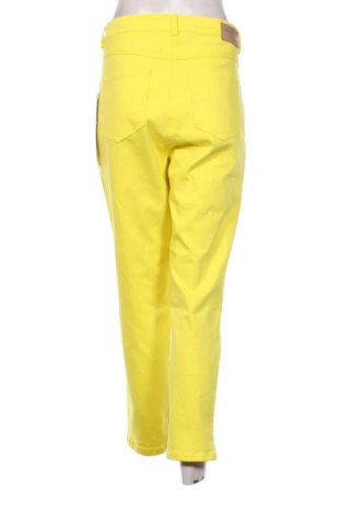 Damskie jeansy Gerry Weber, Rozmiar XL, Kolor Żółty, Cena 342,99 zł