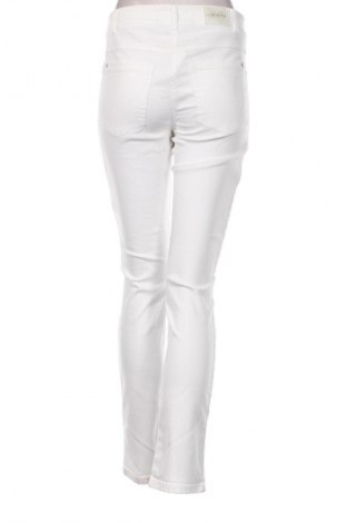 Γυναικείο Τζίν Gerry Weber, Μέγεθος M, Χρώμα Λευκό, Τιμή 30,99 €
