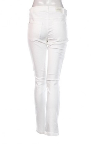 Γυναικείο Τζίν Gerry Weber, Μέγεθος M, Χρώμα Λευκό, Τιμή 44,99 €