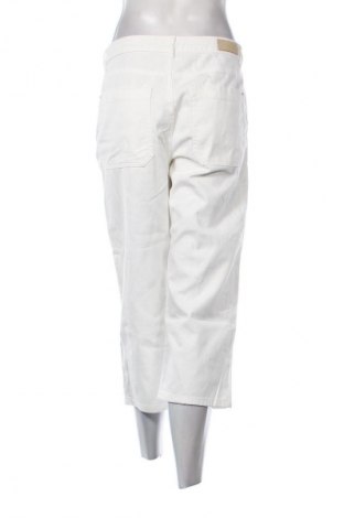 Дамски дънки ONLY, Размер L, Цвят Бял, Цена 5,11 €