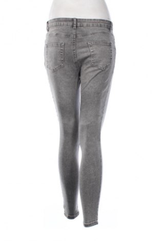 Γυναικείο Τζίν Primark, Μέγεθος M, Χρώμα Γκρί, Τιμή 4,99 €