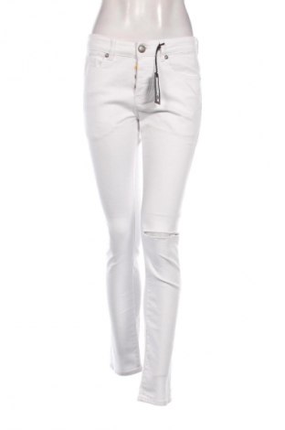 Γυναικείο Τζίν Sixth June, Μέγεθος M, Χρώμα Λευκό, Τιμή 4,99 €