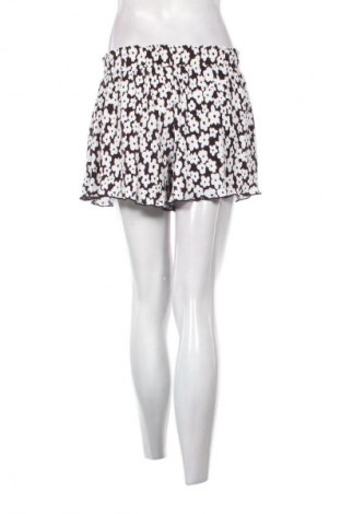 Dámské kraťasy  Bershka, Velikost S, Barva Vícebarevné, Cena  109,00 Kč