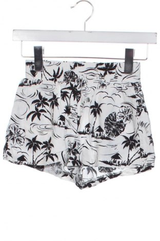 Damen Shorts Bershka, Größe XS, Farbe Mehrfarbig, Preis 4,99 €