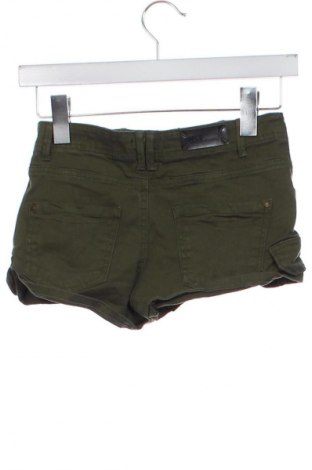 Női rövidnadrág Bershka, Méret XXS, Szín Zöld, Ár 1 809 Ft