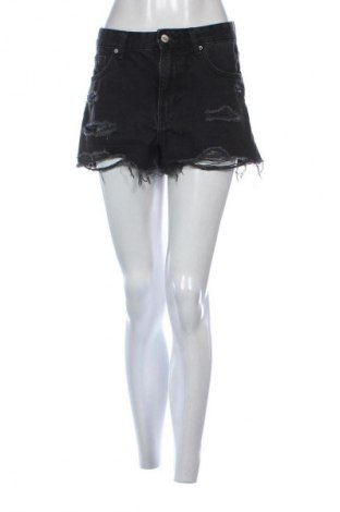 Damen Shorts Bershka, Größe S, Farbe Schwarz, Preis € 3,99