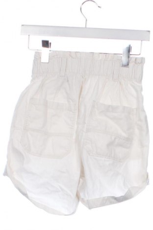 Damen Shorts Bershka, Größe XXS, Farbe Weiß, Preis 5,99 €