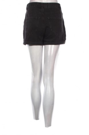 Dámske kraťasy  Clockhouse, Veľkosť S, Farba Čierna, Cena  3,95 €