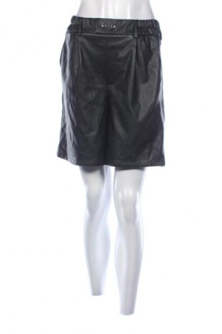 Dámské kraťasy  Cropp, Velikost S, Barva Černá, Cena  353,00 Kč