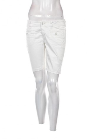 Dámske kraťasy  Esprit, Veľkosť S, Farba Biela, Cena  16,95 €