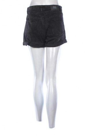 Dámske kraťasy  Fb Sister, Veľkosť M, Farba Čierna, Cena  4,95 €