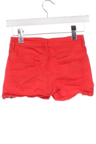 Pantaloni scurți de femei Guess, Mărime XXS, Culoare Roșu, Preț 17,99 Lei