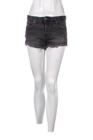 Dámské kraťasy  H&M, Velikost M, Barva Černá, Cena  139,00 Kč