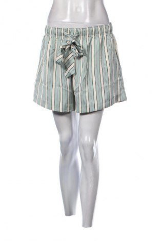 Dámské kraťasy  H&M, Velikost M, Barva Vícebarevné, Cena  129,00 Kč