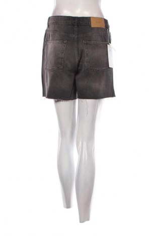 Női rövidnadrág JJXX, Méret M, Szín Szürke, Ár 7 359 Ft