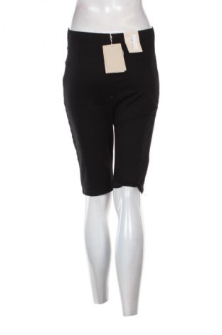 Damen Shorts Mamalicious, Größe M, Farbe Schwarz, Preis € 14,99