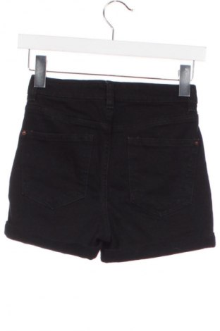 Női rövidnadrág Sinsay, Méret XS, Szín Fekete, Ár 1 979 Ft