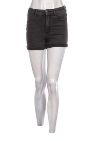 Női rövidnadrág Sinsay, Méret S, Szín Fekete, Ár 1 859 Ft