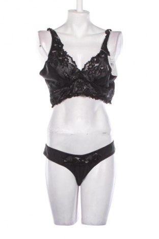 Γυναικείο σετ Dkaren, Μέγεθος XXL, Χρώμα Μαύρο, Τιμή 49,99 €