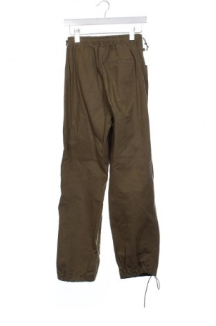 Pantaloni de femei Bershka, Mărime XS, Culoare Verde, Preț 20,99 Lei