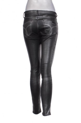 Дамски панталон Calvin Klein Jeans, Размер S, Цвят Сребрист, Цена 20,55 €
