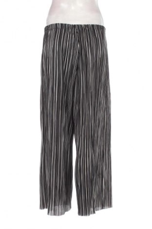 Γυναικείο παντελόνι H&M, Μέγεθος M, Χρώμα Πολύχρωμο, Τιμή 6,99 €