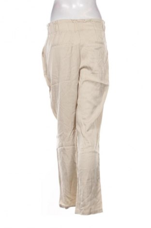 Дамски панталон Naf Naf, Размер S, Цвят Бежов, Цена 3,06 €