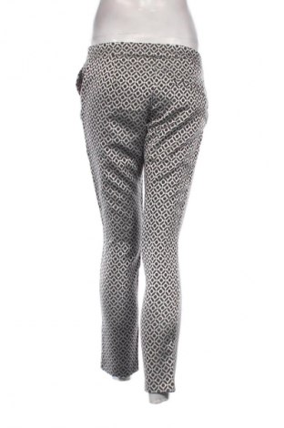 Damenhose Sisley, Größe M, Farbe Mehrfarbig, Preis 3,99 €