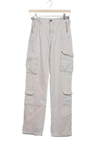 Дамски панталон Stradivarius, Размер XXS, Цвят Екрю, Цена 2,04 €