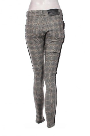 Дамски панталон Unbranded, Размер L, Цвят Многоцветен, Цена 2,04 €