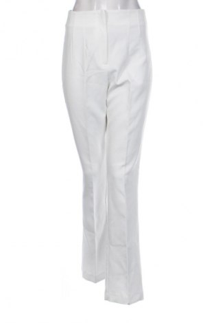 Pantaloni de femei Zara, Mărime M, Culoare Alb, Preț 85,99 Lei