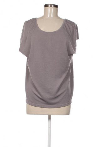 Γυναικείο τοπ Reserved, Μέγεθος L, Χρώμα Γκρί, Τιμή 6,99 €