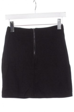 Детска пола Page One, Размер 10-11y/ 146-152 см, Цвят Черен, Цена 2,04 €