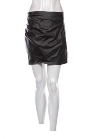Bőrszoknya Sinsay, Méret M, Szín Fekete, Ár 1 419 Ft