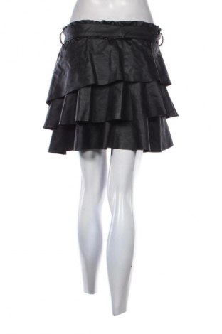 Kožená sukně  Unbranded, Velikost M, Barva Černá, Cena  89,00 Kč