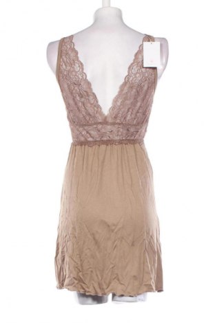 Pizsama Dkaren, Méret M, Szín Bézs, Ár 18 509 Ft