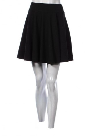 Пола - панталон Unbranded, Размер L, Цвят Черен, Цена 4,09 €