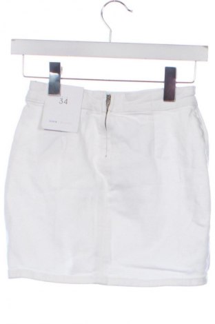 Rock Bershka, Größe XS, Farbe Weiß, Preis € 4,99