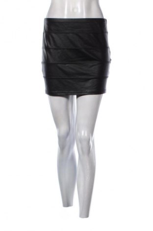 Sukně Clockhouse, Velikost M, Barva Černá, Cena  202,00 Kč