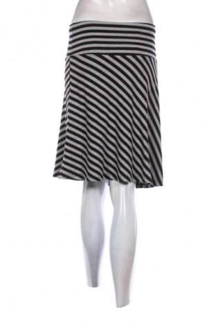 Sukně H&M, Velikost M, Barva Vícebarevné, Cena  139,00 Kč