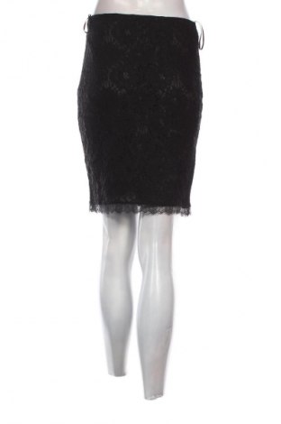 Sukně Mango, Velikost S, Barva Černá, Cena  149,00 Kč