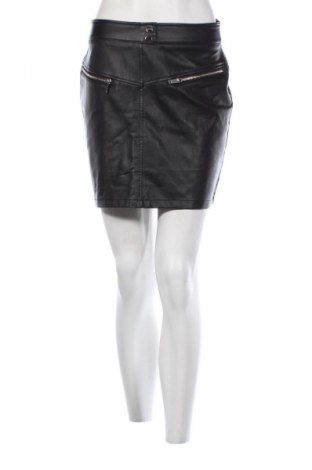 Sukně Mohito, Velikost S, Barva Černá, Cena  260,00 Kč