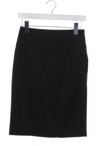 Sukně Reserved, Velikost XS, Barva Černá, Cena  89,00 Kč