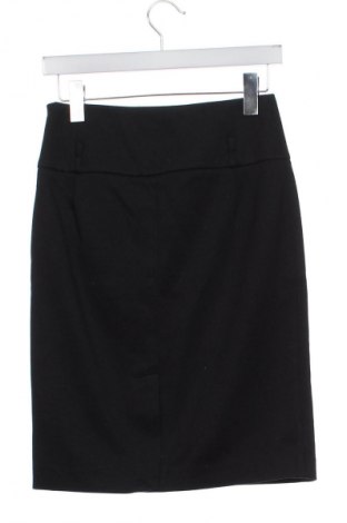 Sukně Reserved, Velikost XS, Barva Černá, Cena  89,00 Kč