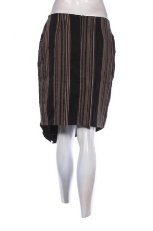 Пола Unbranded, Размер M, Цвят Черен, Цена 3,57 €