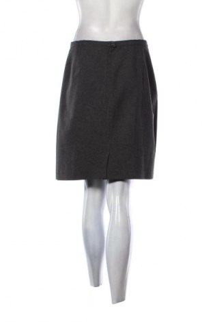 Пола Unbranded, Размер M, Цвят Сив, Цена 2,55 €