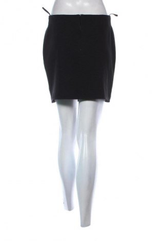 Пола Unbranded, Размер M, Цвят Черен, Цена 2,55 €