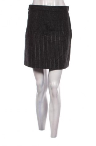 Пола Unbranded, Размер M, Цвят Черен, Цена 2,04 €