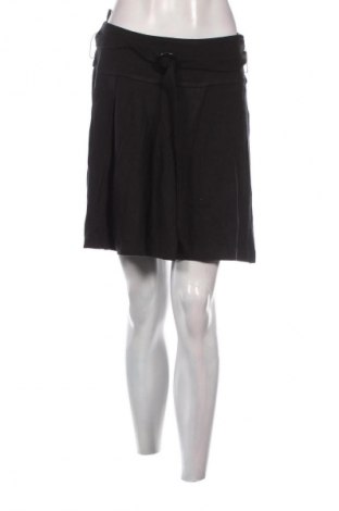 Пола United Colors Of Benetton, Размер S, Цвят Черен, Цена 3,57 €